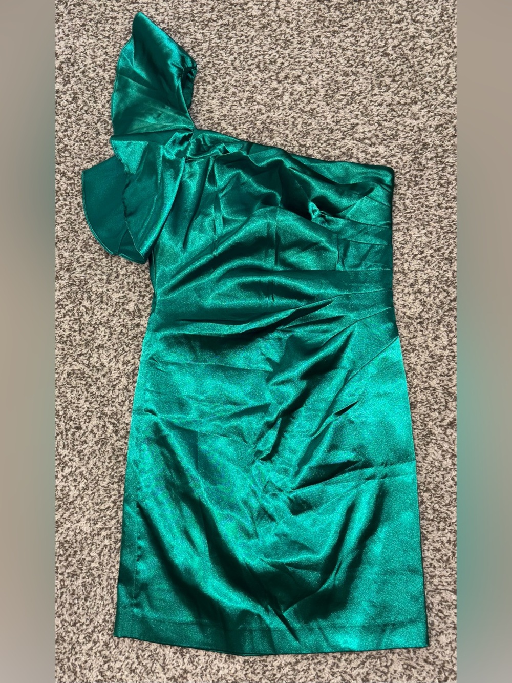 David’s Bridal Emerald Green One Shoulder Ruched Bodice Dress Woman’s Size 8/10 - Picture 1 of 6